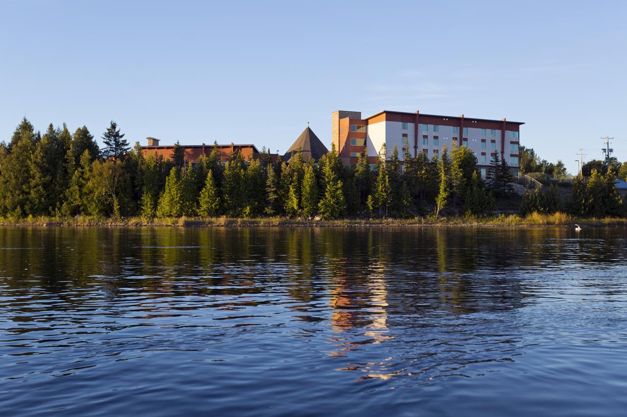 Manitoulin Hotel And Conference Centre Little Current Eksteriør bilde