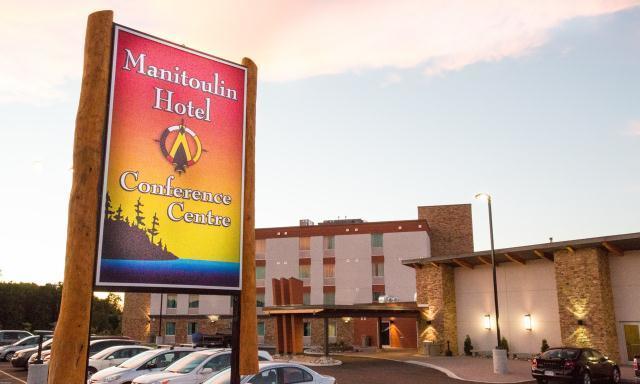 Manitoulin Hotel And Conference Centre Little Current Eksteriør bilde